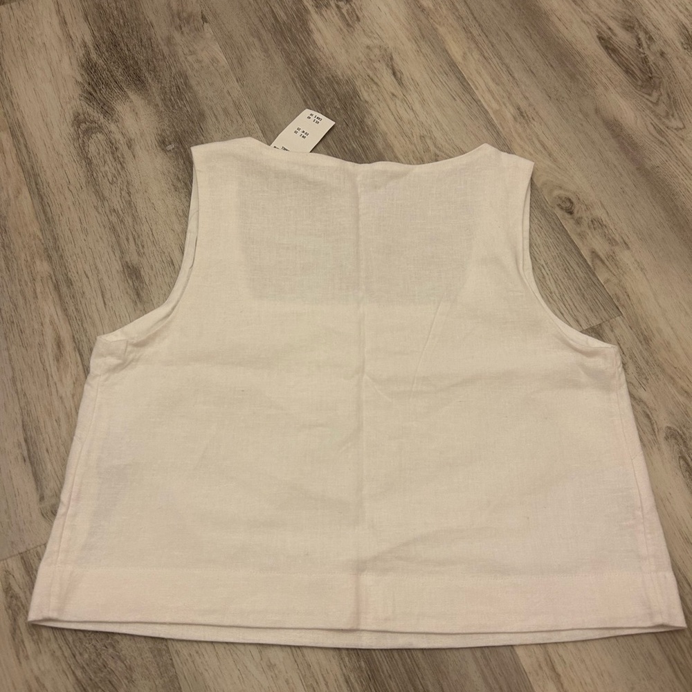 Abercrombie linen white slight crop shirt